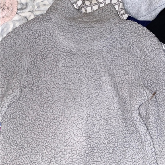 grey fuzzy sweatshirt - Picture 5 of 5